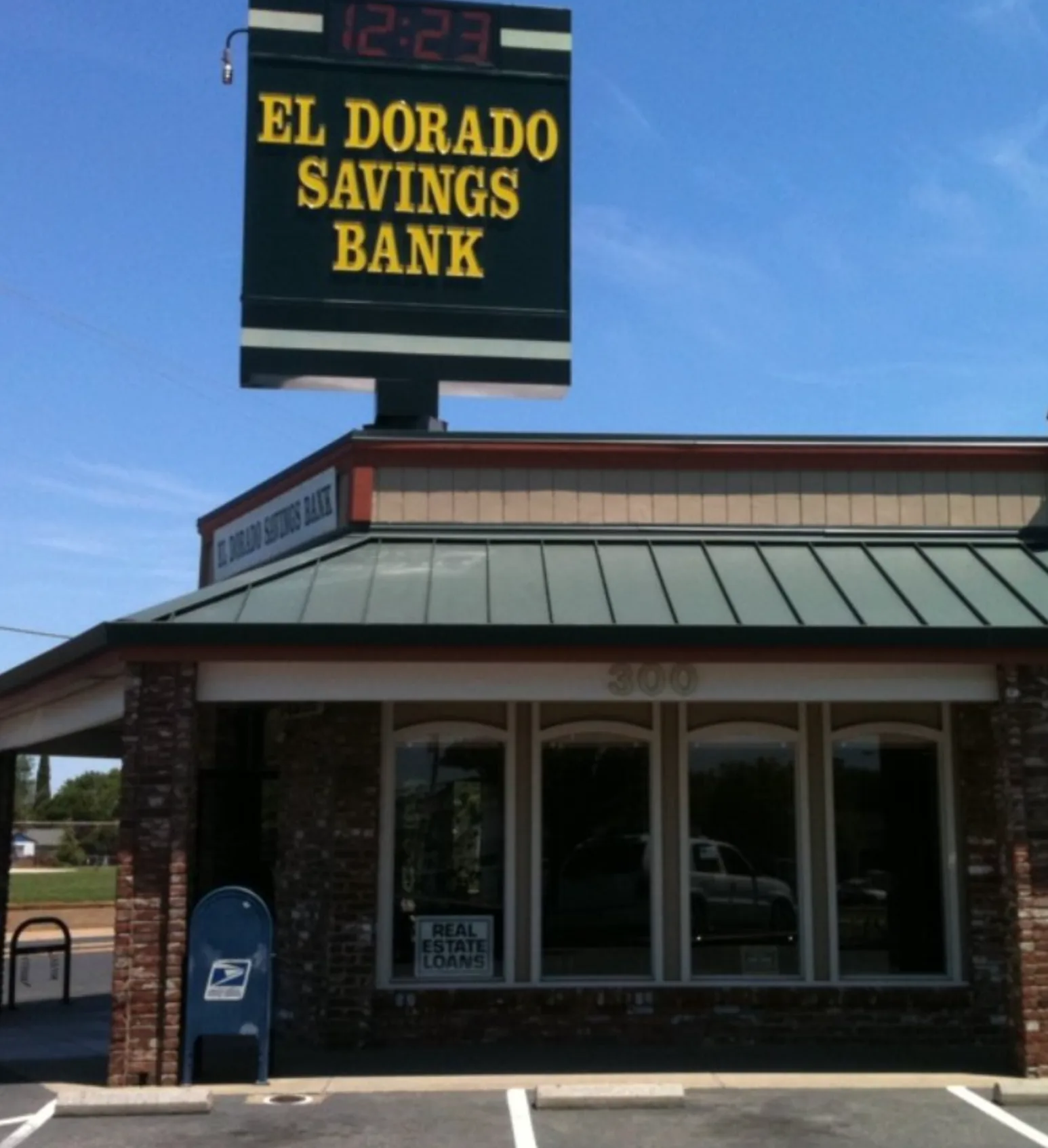 Bank & Financial Building Roofing in Northern California